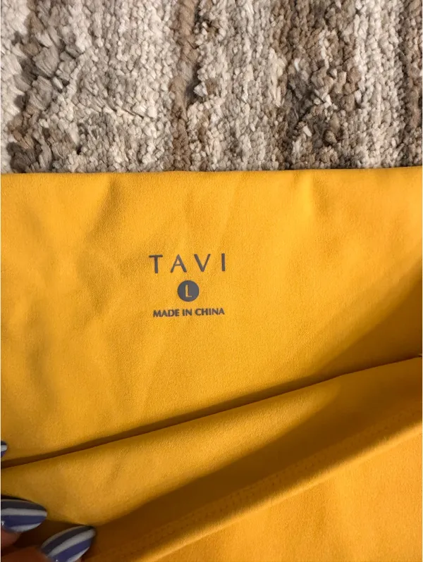 TAVI Active hot short Yellow Size L - Image 4