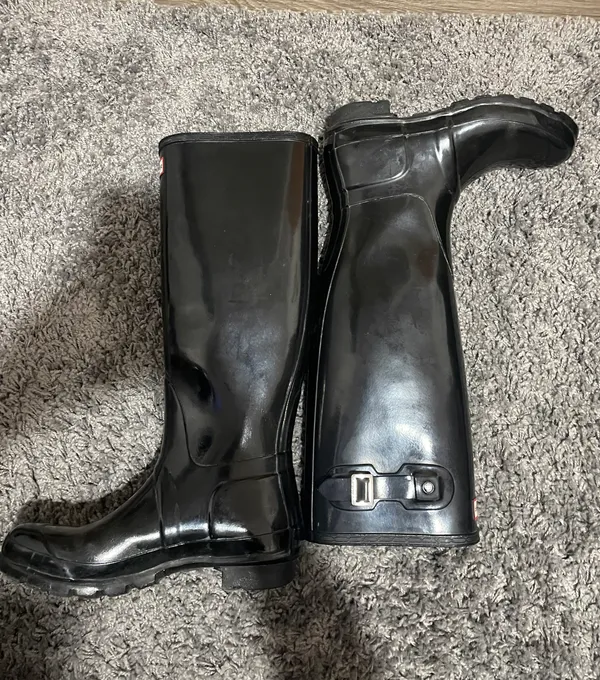 Black Glossy Rainboots - Image 2