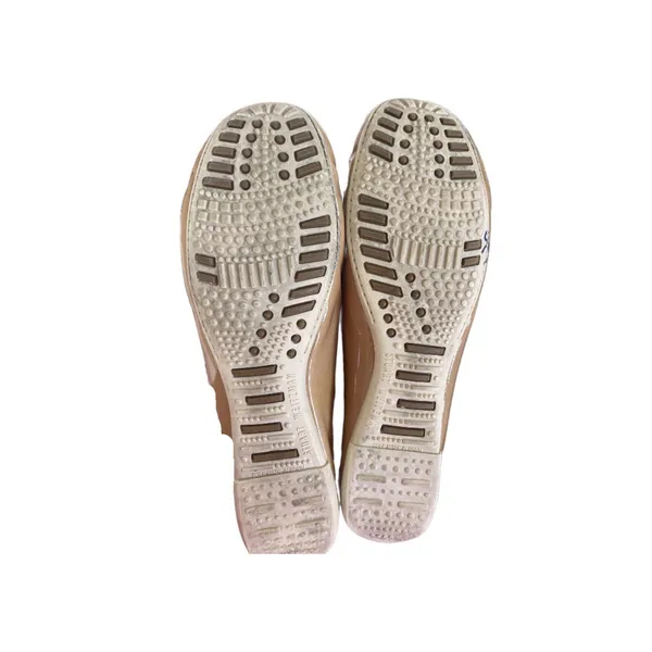 Stuart Weitzman Patent Leather Tan Loafer Driving Shoe Size 9 - Image 11