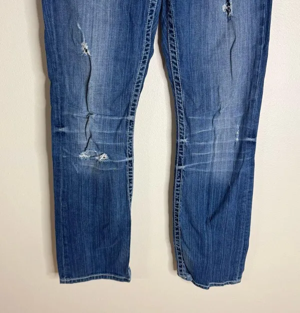 BKE Payton distressed dark wash denim jeans size 30R ladies - Image 3