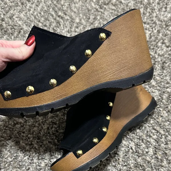 Callisto of California Black and Brown Wedge Sandals - Image 2