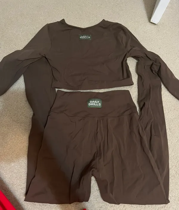 Matching Brown Set - Image 2