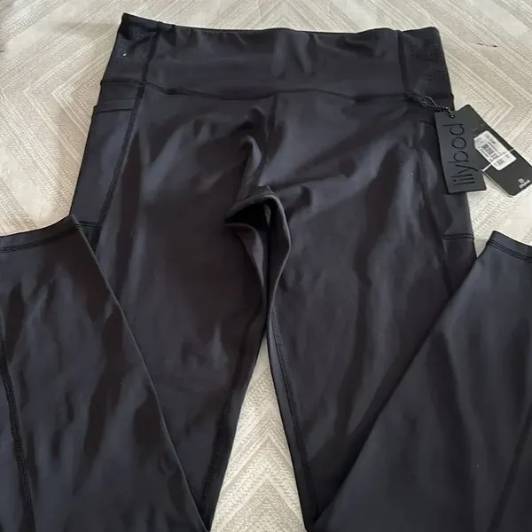 Lilybod Women’s Phantom Jet Alex Leggings in Black - Image 2