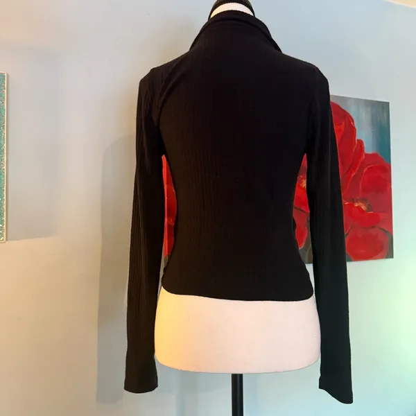Abercrombie & Fitch Black Ribbed Knit Surplice Crossover Top M Wrap Look - Image 4