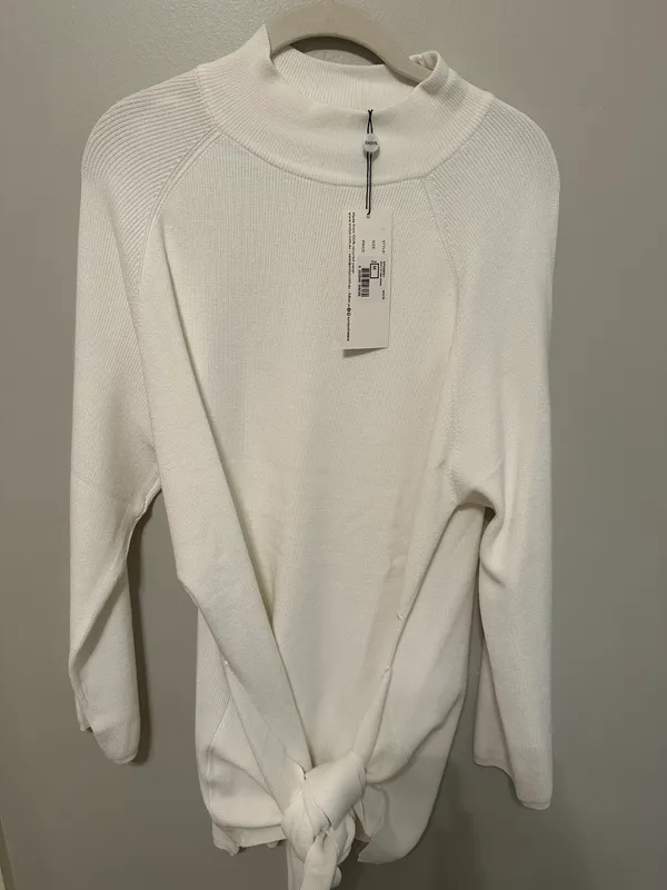 White Sweater Dress Size M - Image 2