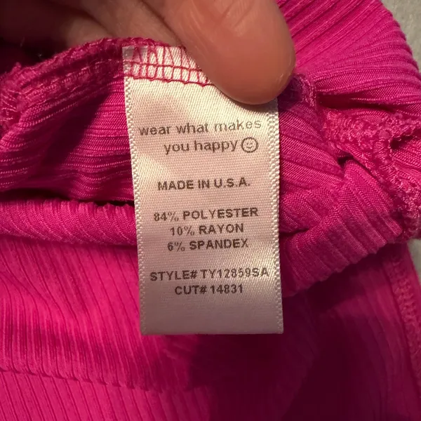 Dressed in Lala Malone Rib Oversized T-Shirt Side Slit Hot Pink Size XL - Image 9