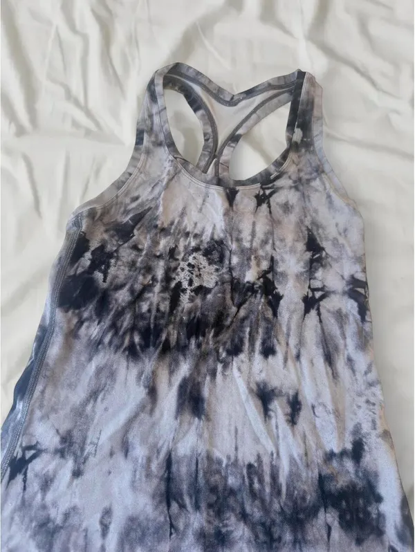 Lululemon Gray Tie Dye Racerback Tank Size 2 - Image 2