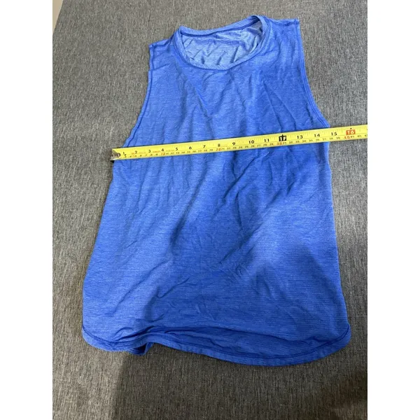 Lululemon Women's In A Cinch Blue Tank Sz M - Image 3