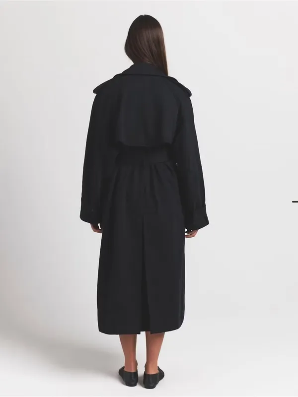 SKIMS Boyfriend Trench Jacket- size XS - Image 2