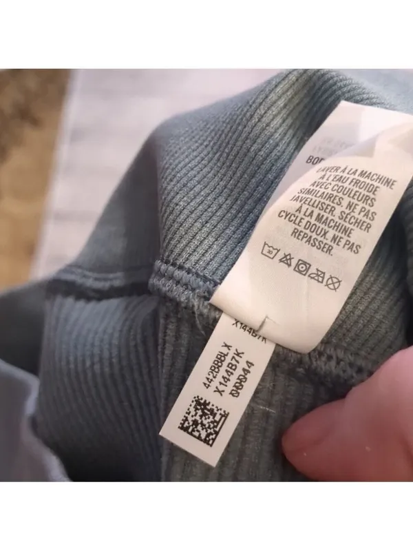 Aerie offline cropped leggings size small - Image 4