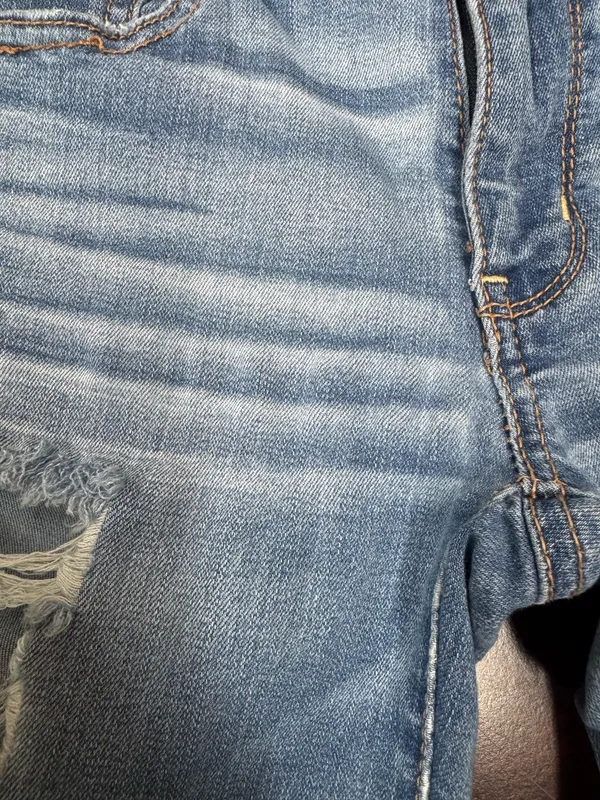 American Eagle Super Super Stretch Artist Crop Distressed Jeans Size 6 - Image 2