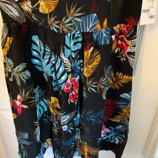 Pacific Vibes Tropical Floral Sleeveless Dress – Size XL – New With Tags - Image 6