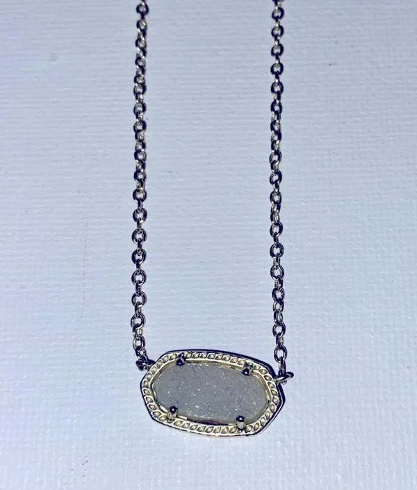 Kendra Scott Elisa Gold pendant necklace with iridescent white stone! - Image 2