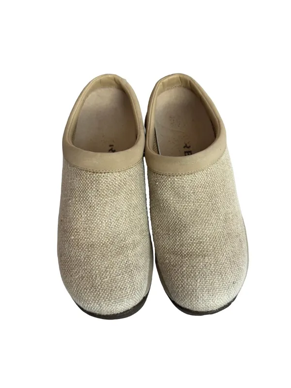 Merrell Oatmeal Canvas On Clogs Mules Slides Comfort Lightweight Size 7 Women's - Image 4