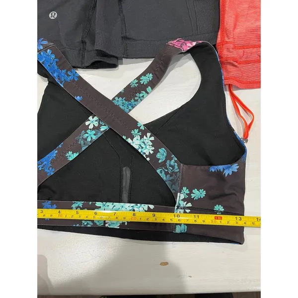 Sports Bra‎ Lululemon size 2 or 4 - Image 3