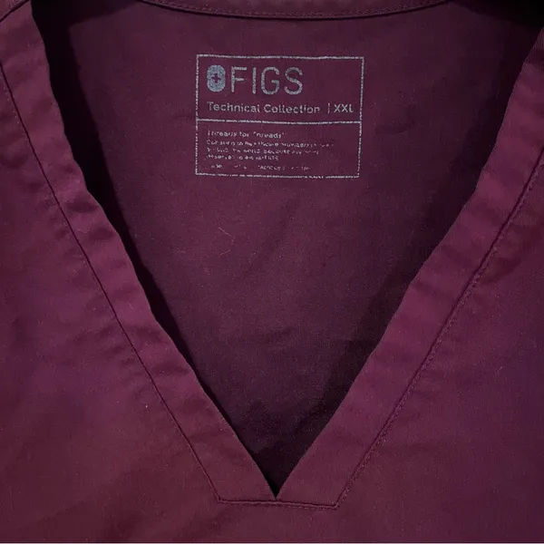 FIGS Burgundy Casma Three-Pocket Top & Kade Cargo Scrub Pants Set Size XL/XXL‎ - Image 12