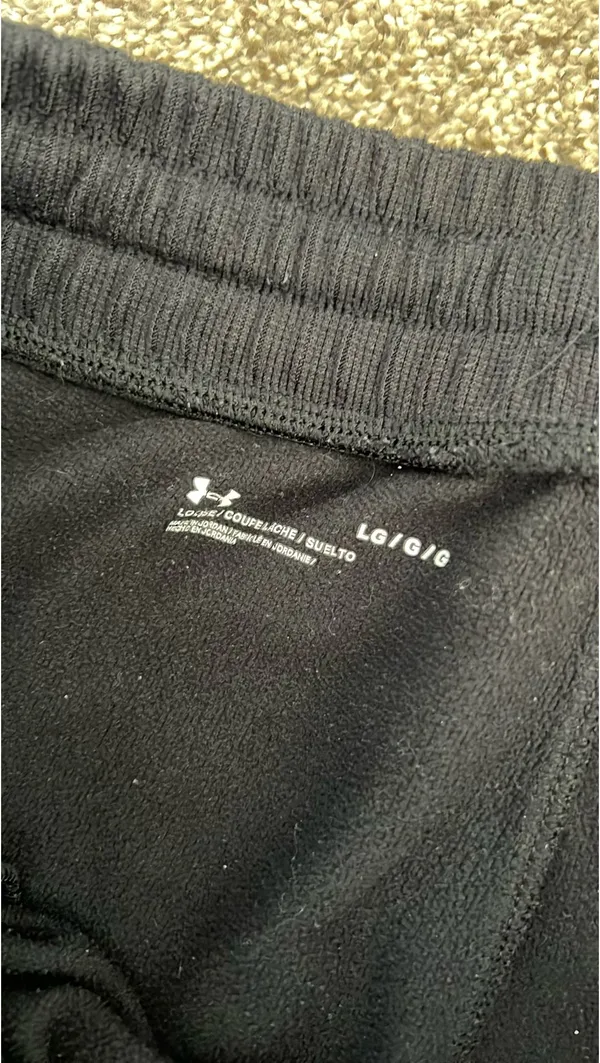 Under Armour sweats  - Image 2