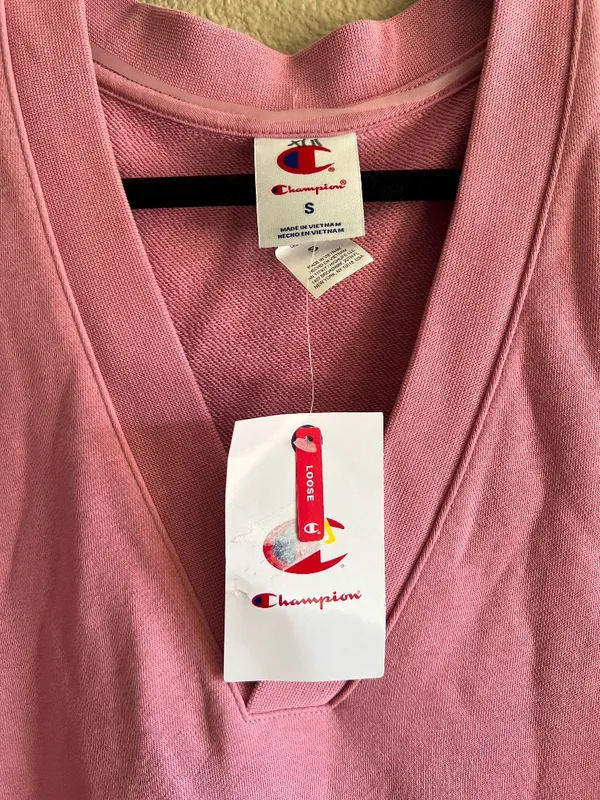 Champion Sweater size small new‎ with tags - Image 2