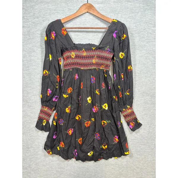 Urban Outfitters‎ Dress XS Isobel Black Floral Smocked Long Sleeve Boho Mini - Image 5