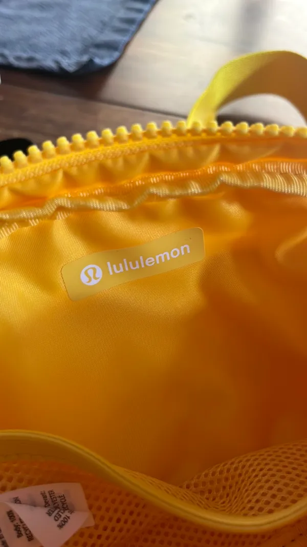 Lululemon Belt Bag - Image 5