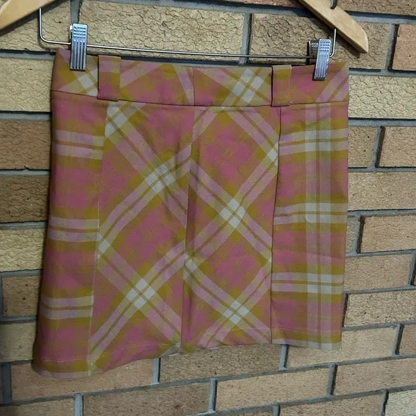NWT UO Urban Outfitters Moira Plaid Mini Skirt Yellow & Pink Size Medium - Image 2