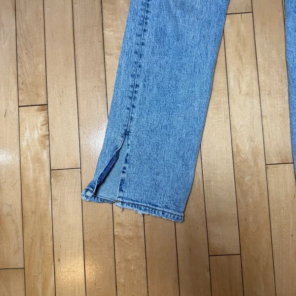 ABERCROMBIE & FITCH The 90's Straight Ultra High Rise Curve Love Size 26 Slit - Image 3