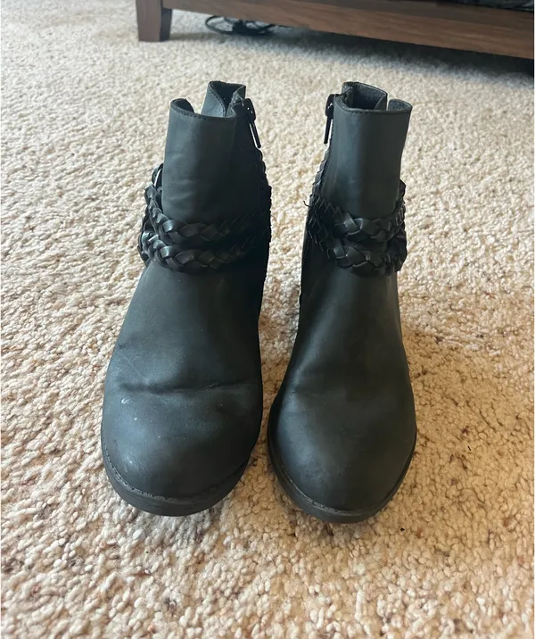 Black booties Size 7 - Image 2