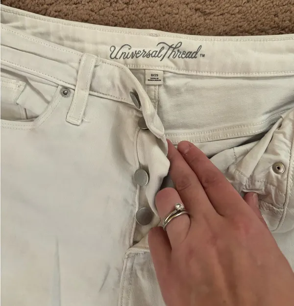 Universal Thread white denim - Image 2
