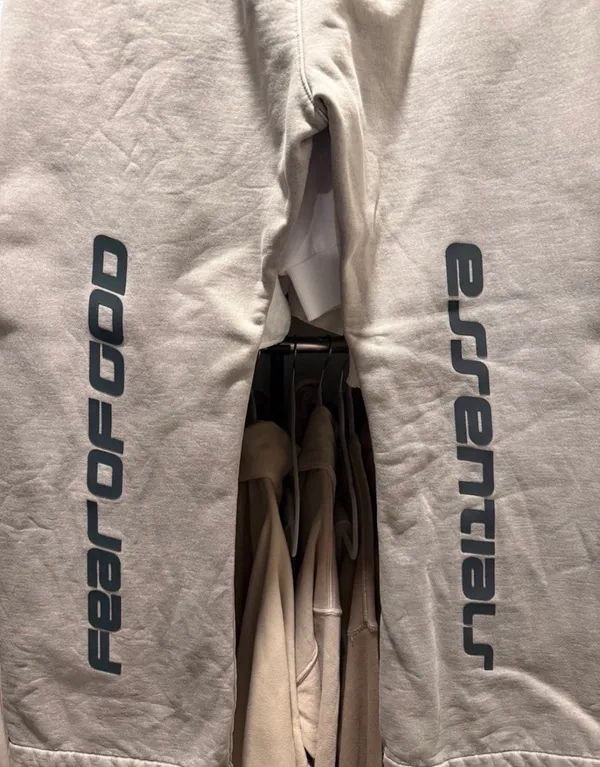 Essentials Fear of God Sweatpants - Image 4