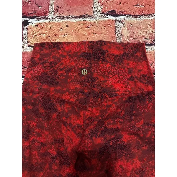 Lululemon legging size 4 - Image 6