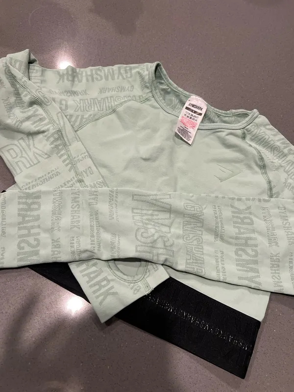 Gymshark mint long sleeve shirt - Image 9