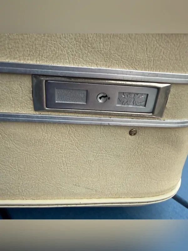 Vintage Eaton’s Birkdale Elite Train Hard Shell 1960s Needs Interior Love - Image 2