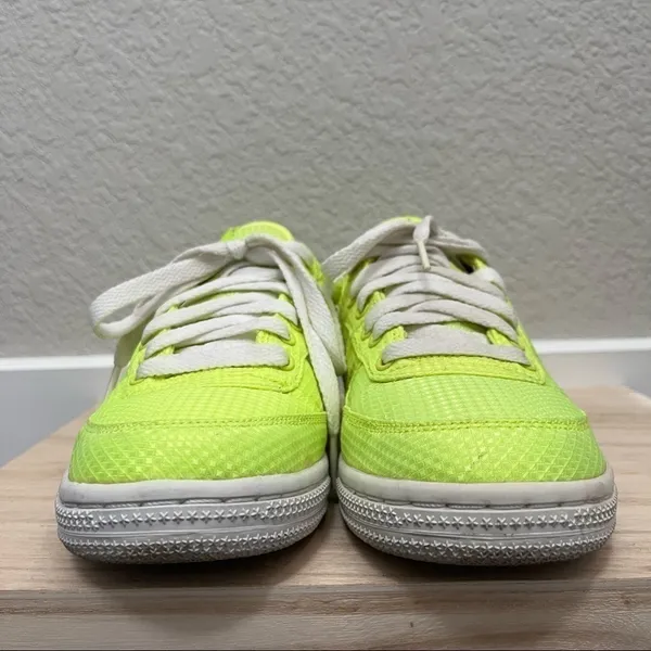 Nike Legend Neon Yellow‎ & White Lace Up Sneakers 6 - Image 3