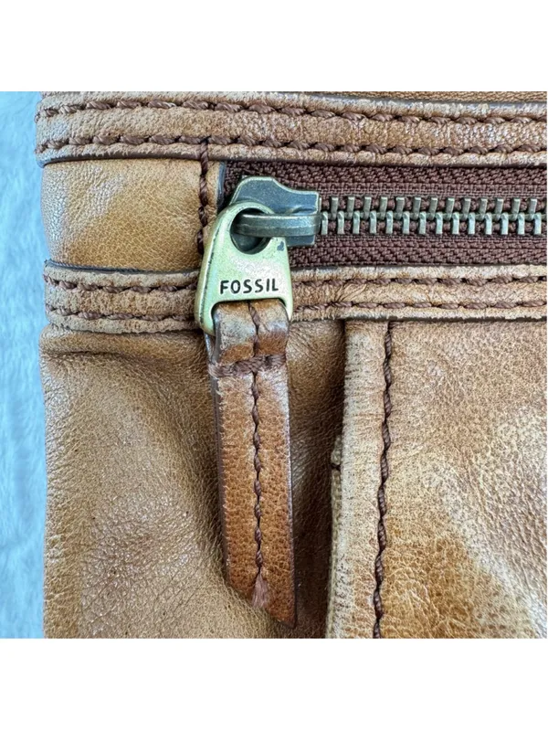 Vintage Y2K Fossil Bag Camel Brown Genuine Leather Butter Soft Shoulder Hobo - Image 7