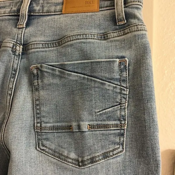 ✨BKE Ellie Mom High Rise Sz 26 Jeans✨ - Image 8