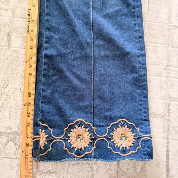 Driftwood Margo Floral Embroidered Wide Leg Seam Jeans Medium Wash Denim 34/29 - Image 6