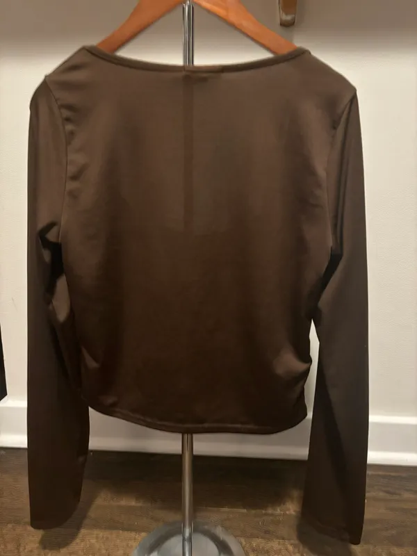 Live in the Moment Long Sleeve Top - Image 2