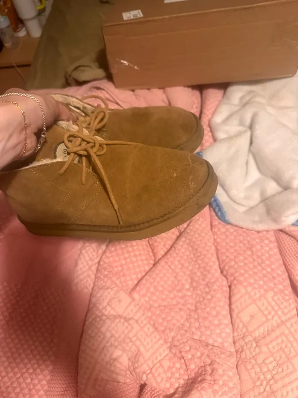 Bearpaw lace up boots  - Image 6