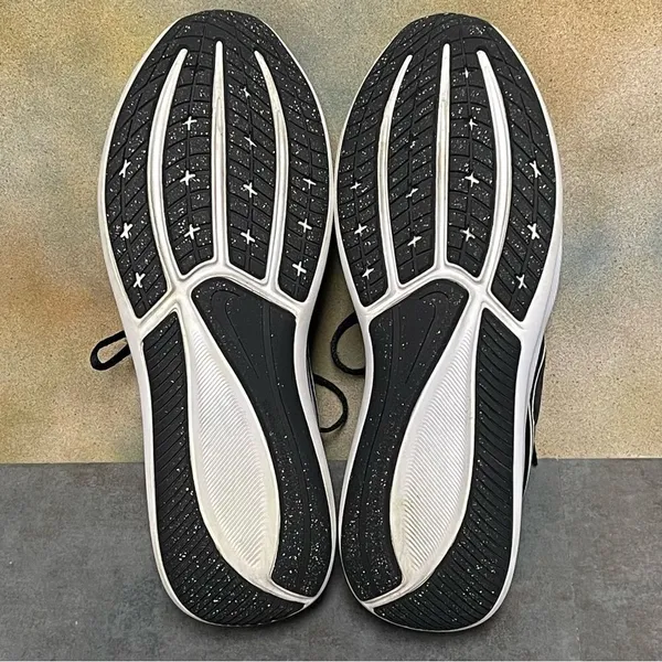 Nike Star Runner 3 Women's Black & White Sneakers Size 8.5M - Image 12