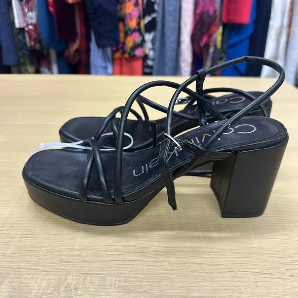 Calvin Klein Women's Liliana Black Strapy Heel Size 7.5 NWOT - Image 6