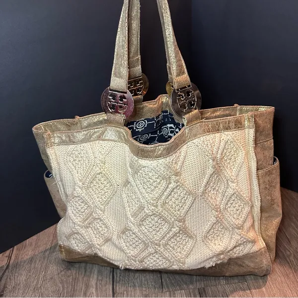 TORY BURCH Tote Bag Cable Knit METALLIC GOLD TRIM Wool Silk Lining Horse READ! - Image 2