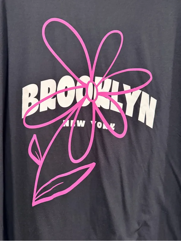 NWOT Anthropologie Size XL Oversized Graphic T-Shirt Black Brooklyn NY Floral - Image 7