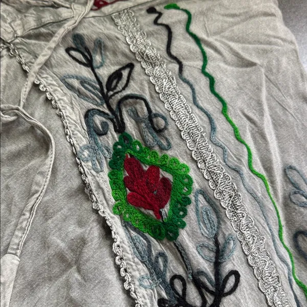 Elegant Embroidered Wide Leg Pants 100%viscose NWOT - Image 9