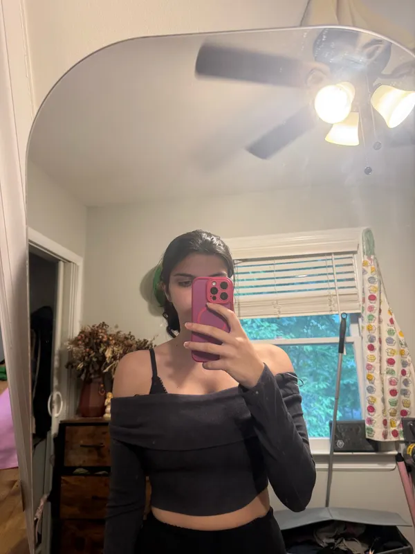 Garage Grey Off-Shoulder Top - Image 2
