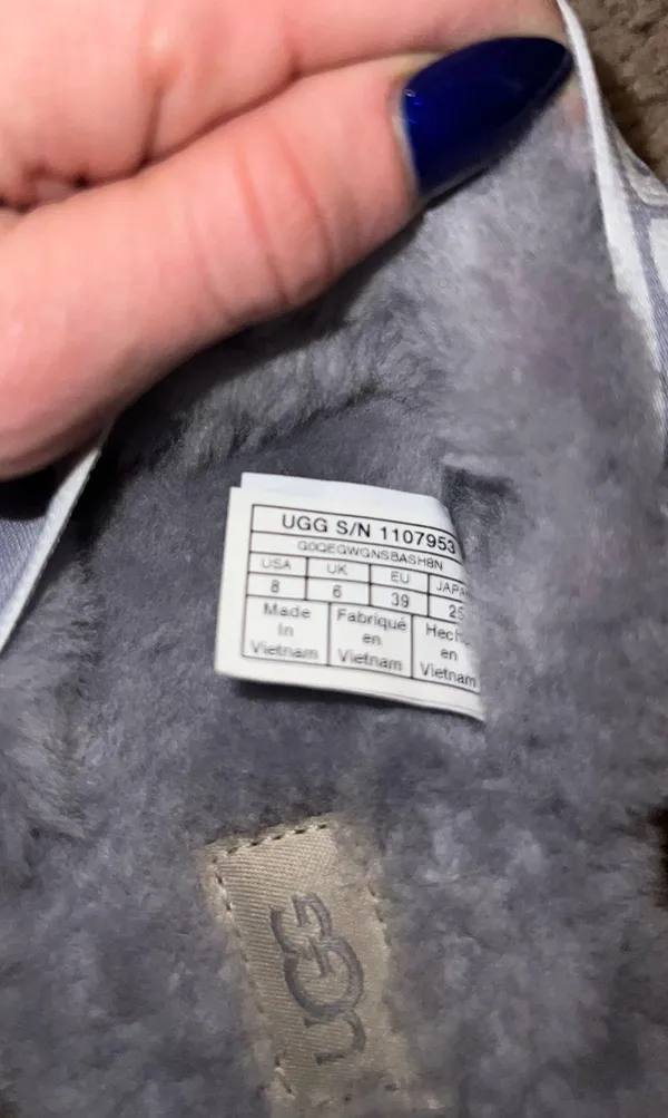 UGG Slippers - Image 5