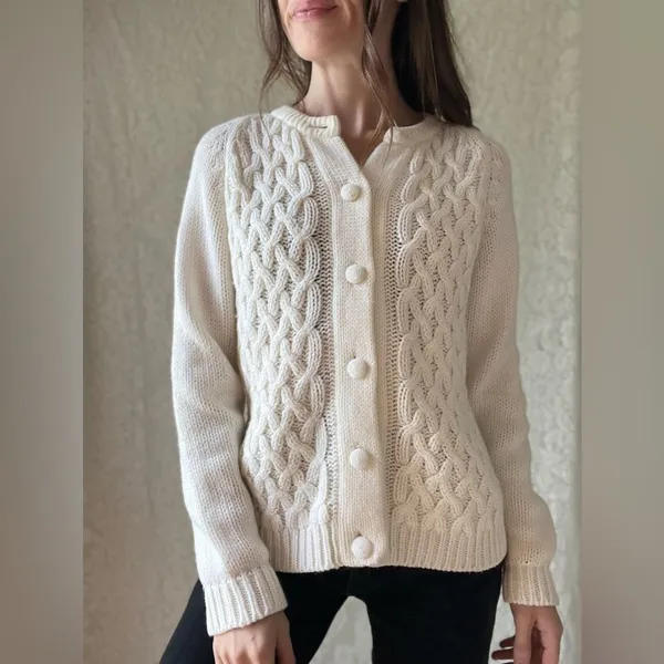 Vintage White Cable Knit Button Up Cardigan Sweater - Image 11