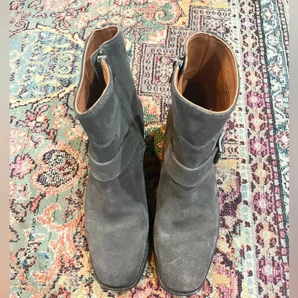 FINAL PRICE Frye Hannah Engineer Gray Grey Suede Boots - Image 8