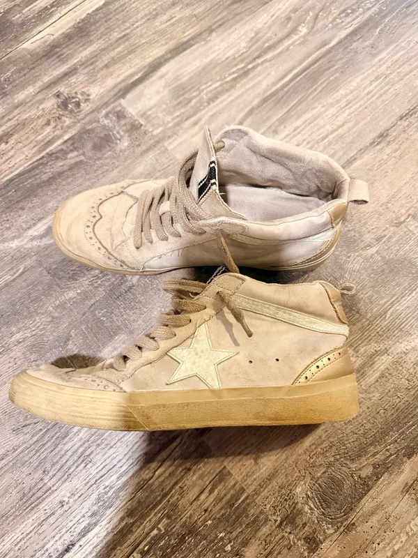 Shoe Shop Sneakers! Tan Size 7.5 - Image 2