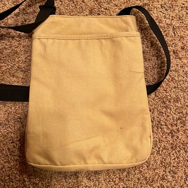 Kavu cross shoulder bag cream color - Image 6