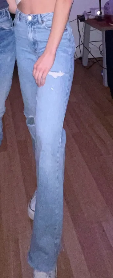 Garage High-Rise Jeans - Image 5